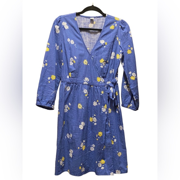 Old Navy Dresses & Skirts - Floral Blue Dress